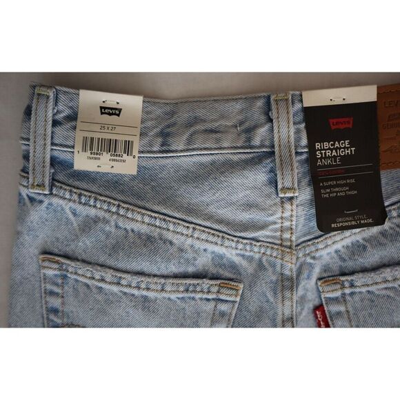 Levi's Premium Women's Sz 25 Blue Ribcage Straight Ankle Denim Jeans - Picture 6 of 8